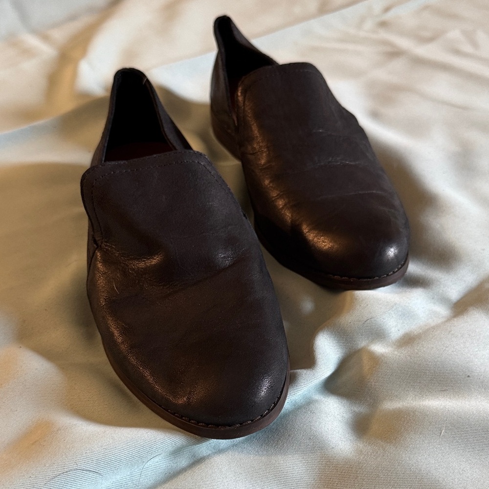 Women’s Black Leather Slip-On Shoes, size 8.5
